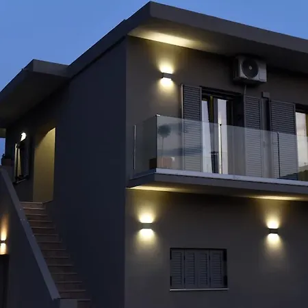 Olivea's House إيبسوس